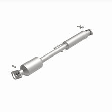 Load image into Gallery viewer, MagnaFlow 14 Hyundai Sonata 2.4L Direct Fit Catalytic Converter