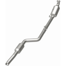 Load image into Gallery viewer, MagnaFlow 2011 C300 V6 3 OEM Underbody Direct Fit Converter