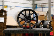 Load image into Gallery viewer, Vossen HF6-4 24X12 / 8x180 / ET44 / ULTRA DEEP / 124.3 - Gloss Black