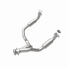 Load image into Gallery viewer, MagnaFlow 09-10 Cadillac Escalade 6.2L Direct Fit Converter