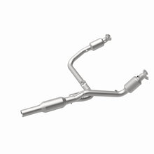 Load image into Gallery viewer, MagnaFlow 01-02 Dodge Ram 2500 5.9L Direct Fit Converter