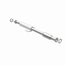 Load image into Gallery viewer, MagnaFlow 14-15 Cadenza 3.3L Underbody Direct Fit Converter