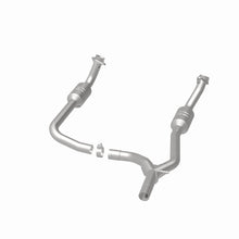 Load image into Gallery viewer, MagnaFlow 09-14 Ford E-250 4.6L Direct Fit Converter