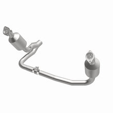 Load image into Gallery viewer, MagnaFlow 2004 Dodge Dakota 4.7L Direct Fit Catalytic Converter