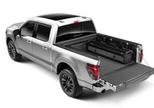 Load image into Gallery viewer, Retrax 21-26 Ford F-150 SuperCrew/SuperCab/Reg Cab 6.5ft Bed RetraxPRO EZ-Off FRC-4000