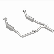 Load image into Gallery viewer, MagnaFlow 09-13 Ford E-350 Super Duty V10 6.8 OEM Underbody Direct Fit Catalytic Converter