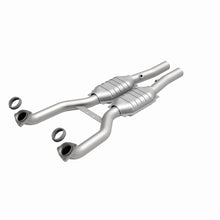 Load image into Gallery viewer, MagnaFlow 97-99 Chevrolet Corvette 5.7L Direct Fit Converter