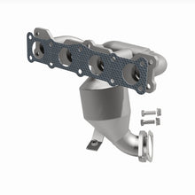 Load image into Gallery viewer, MagnaFlow 2015 Kia Optima 2.4L Direct Fit Catalytic Converter