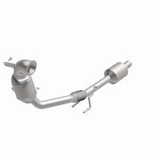 Load image into Gallery viewer, MagnaFlow Direct Fit Catalytic Converter 19-20 Volkswagen Jetta 1.4L Underbody