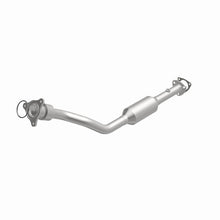 Load image into Gallery viewer, MagnaFlow 04-05 Chevrolet Cavalier 2.2L Direct Fit Converter