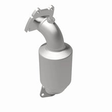 Load image into Gallery viewer, MagnaFlow 15-16 Chrysler 200 3.6L OEM Manifold Direct Fit Converter