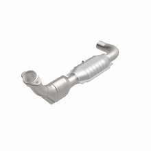 Load image into Gallery viewer, MagnaFlow 99-00 Ford Exped 4.6L Direct Fit Converter