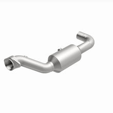 Load image into Gallery viewer, MagnaFlow 18-21 Ford Expedition Left Underbody 3.5L Direct Fit Catalytic Converter