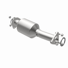 Load image into Gallery viewer, MagnaFlow Direct Fit Catalytic Converter 17-19 Honda CR-V Single Underbody 2.4L