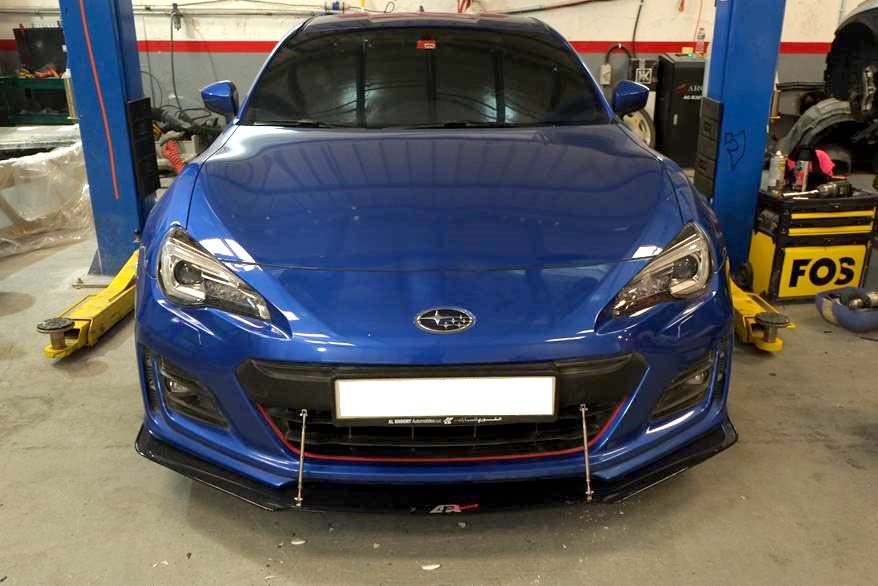 Subaru BRZ Carbon Fiber Wind Splitter w/ Rods 2017-2021                      Subaru BRZ Carbon Fiber Wind Splitter w/ Rods 2017-2021