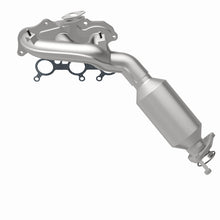 Load image into Gallery viewer, MagnaFlow 2013 FJ Cruiser V6 4 OEM Manifold Direct Fit Converter