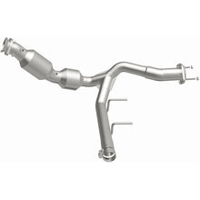 Load image into Gallery viewer, MagnaFlow 21-23 Ford F-150 3.5L Right Underbody Direct Fit Converter