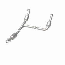 Load image into Gallery viewer, MagnaFlow 04-05 Ford Explorer 4.6L Direct Fit Converter