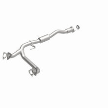 Load image into Gallery viewer, MagnaFlow Direct Fit Catalytic Converter 2015 Colorado 3.6 Underbody