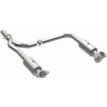 Load image into Gallery viewer, MagnaFlow 09-13 Ford E-350 Super Duty V10 6.8 OEM Underbody Direct Fit Catalytic Converter