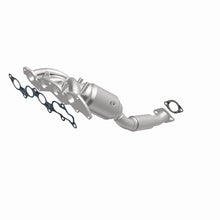 Load image into Gallery viewer, MagnaFlow 08-09 Ford Focus 2.0L Direct Fit Converter