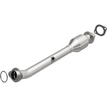 Load image into Gallery viewer, MagnaFlow Direct Fit Catalytic Converter OEM 05-06 Nissan Pathfinder 4.0L