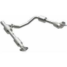 Load image into Gallery viewer, MagnaFlow 05-08 Ford E-350 Super Duty 5.4L Direct Fit Converter