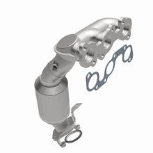 Load image into Gallery viewer, MagnaFlow 04-06 Toyota Sienna 3.3L Direct Fit Converter