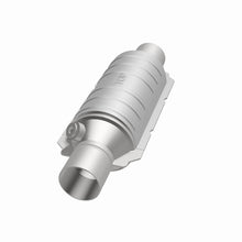 Load image into Gallery viewer, MagnaFlow Universal Catalytic Converter 3.0in. GM 3.8L HM