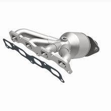 Load image into Gallery viewer, MagnaFlow 2016 Mitsubishi Outlander Manifold 2.4L Direct Fit Catalytic Converter