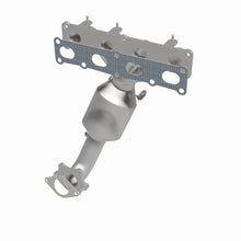 Load image into Gallery viewer, MagnaFlow 15-17 Jeep Cherokee 2.4L Direct Fit Converter