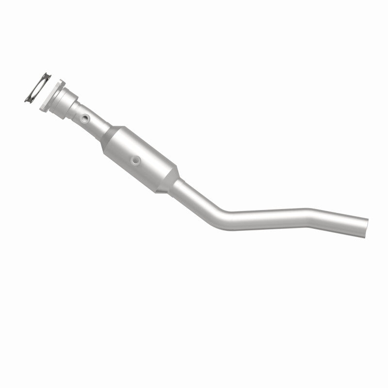 MagnaFlow 11-14 Jeep Patriot 2.4L Direct Fit Converter