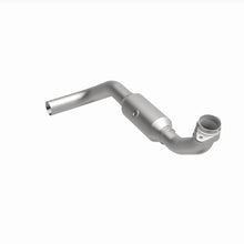 Load image into Gallery viewer, MagnaFlow 05-06 Ford Expedition 5.4L Direct Fit Converter