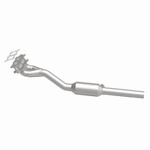 Load image into Gallery viewer, MagnaFlow 2001 Volkswagen Jetta 2.0L Direct Fit Converter
