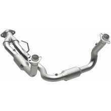 Load image into Gallery viewer, MagnaFlow 05-06 Jeep Grand Cherokee 4.7L Direct Fit Catalytic Converter