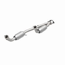Load image into Gallery viewer, MagnaFlow 95-97 Ford Windstar 3.8L Direct Fit Converter