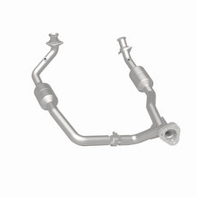 Load image into Gallery viewer, MagnaFlow 2003 Ford E-350 Super Duty 5.4L Direct Fit Converter