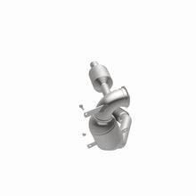 Load image into Gallery viewer, MagnaFlow Direct Fit Catalytic Converter 19-20 Volkswagen Jetta 1.4L Underbody