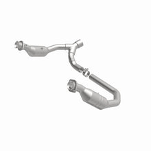 Load image into Gallery viewer, MagnaFlow 2007 Dodge Ram 1500 4.7L Direct Fit Converter