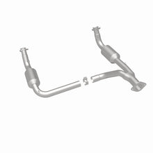 Load image into Gallery viewer, MagnaFlow 2000 Cadillac Escalade 5.7L Direct Fit Converter