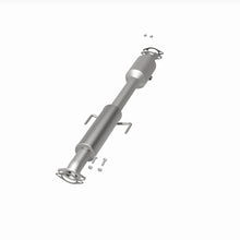 Load image into Gallery viewer, MagnaFlow 2015 Kia Optima 2.4L Direct Fit Catalytic Converter (California Grade)