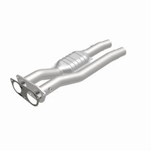 Load image into Gallery viewer, MagnaFlow 96-99 Chevy C2500 Suburban 7.4L Direct Fit Converter