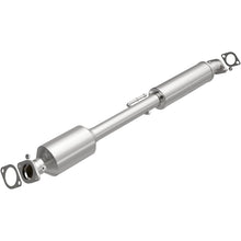 Load image into Gallery viewer, MagnaFlow 14 Hyundai Sonata 2.4L Direct Fit Catalytic Converter