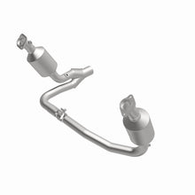 Load image into Gallery viewer, MagnaFlow 2004 Dodge Dakota 3.7L Direct Fit Converter