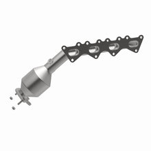 Load image into Gallery viewer, MagnaFlow 2009 Hyundai Genesis 4.6L Direct Fit Converter