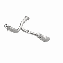 Load image into Gallery viewer, MagnaFlow 07-08 Chevrolet Silverado 1500 4.3L Direct Fit Converter