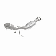Load image into Gallery viewer, MagnaFlow 03-04 Volvo XC90 2.5L Direct Fit Converter