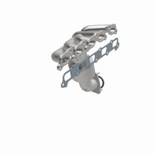 Load image into Gallery viewer, MagnaFlow Direct Fit Catalytic Converter 07-08 Hummer H3 3.7L