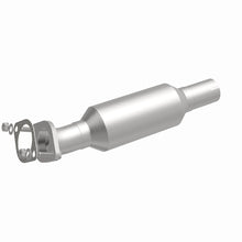 Load image into Gallery viewer, MagnaFlow Direct Fit Catalytic Converter 19-20 Kia Forte 2L Underbody