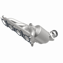 Load image into Gallery viewer, MagnaFlow 13-17 Nissan Sentra 1.8L Direct-Fit Catalytic Converter